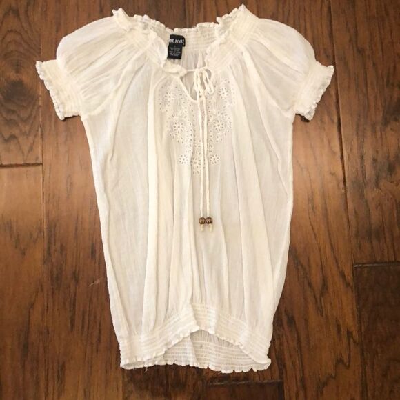 Wet seal white top with tassels - Picture 1 of 3